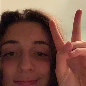 Meet your Posher, Elena